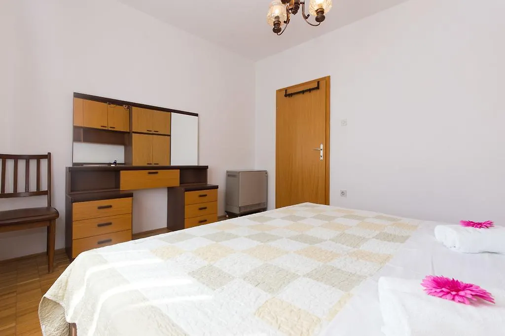 Apartments Andrea V Krk Town